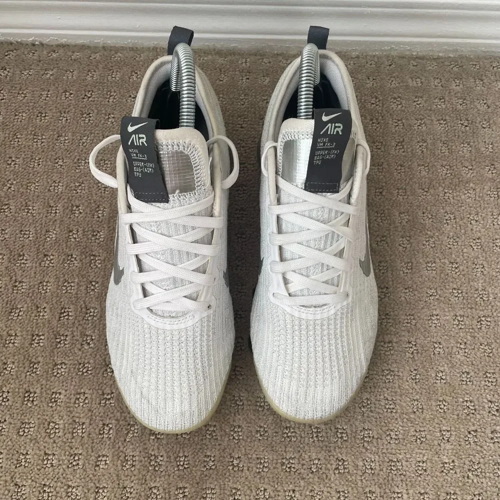 Nike Youth Air‎ Vapormax Flyknit 3 Sneakers Shoes 5.5Y White Silver BQ5238-101